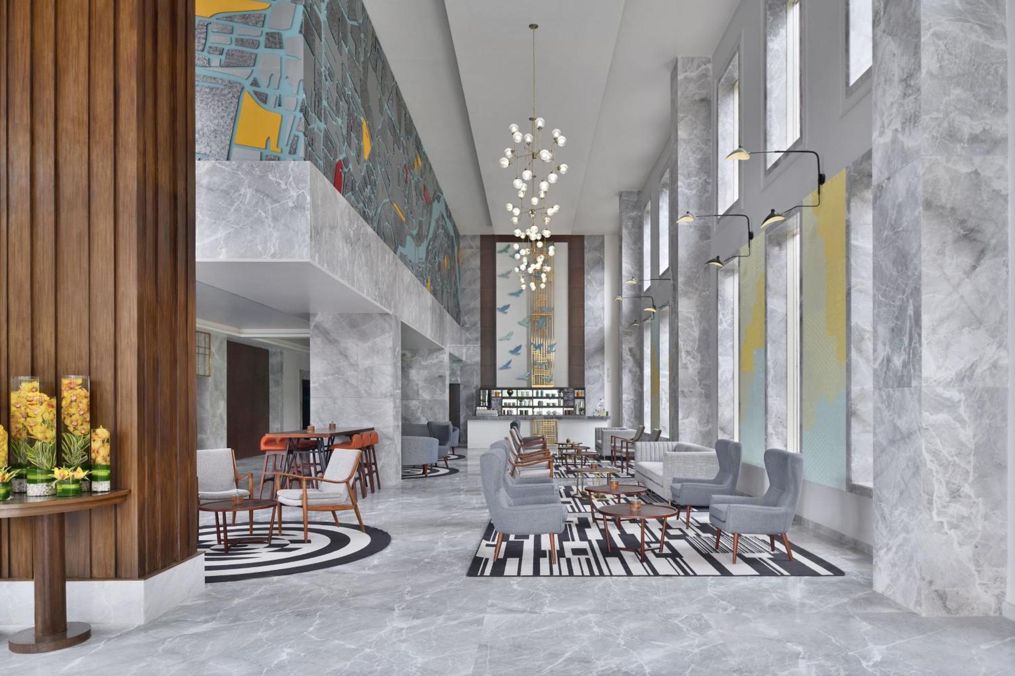 เลอ เมเริเดียน ไฮเดอราบัด Hotel ภายนอก รูปภาพ The lobby of the hotel